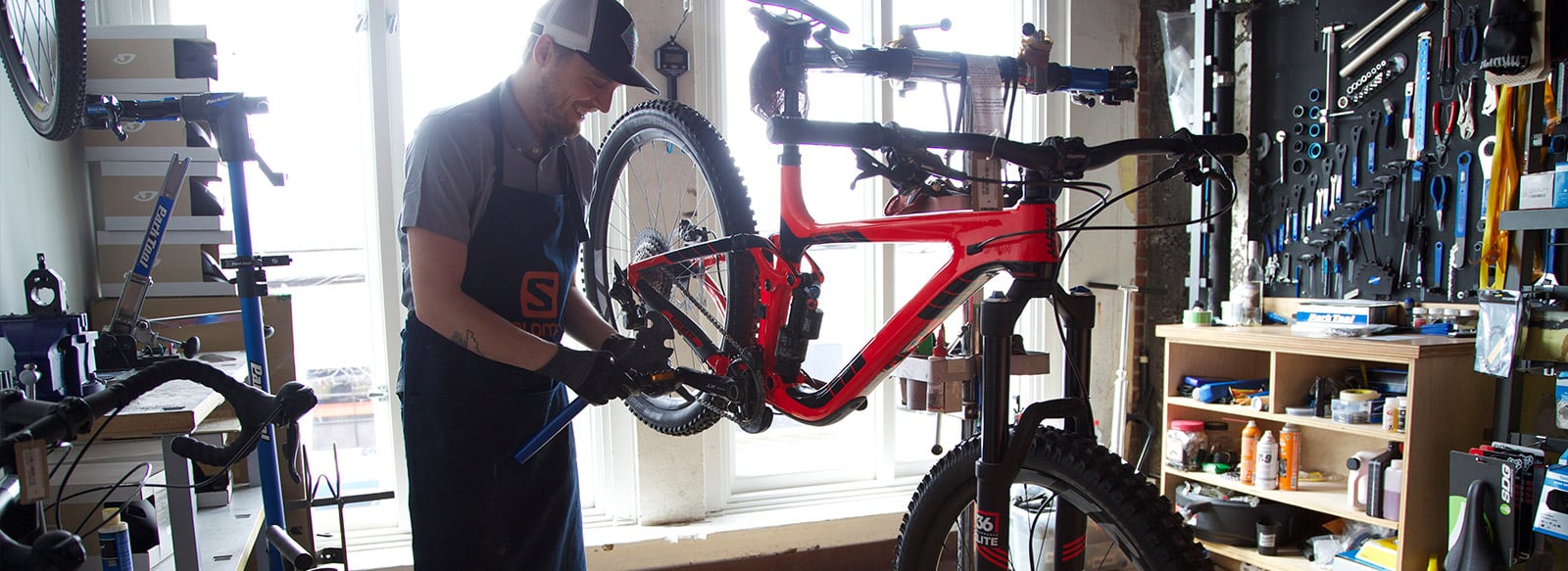 Portland Ski, Snowboard, Mtn. Bike, Skate, Surf & Wake Shop evo