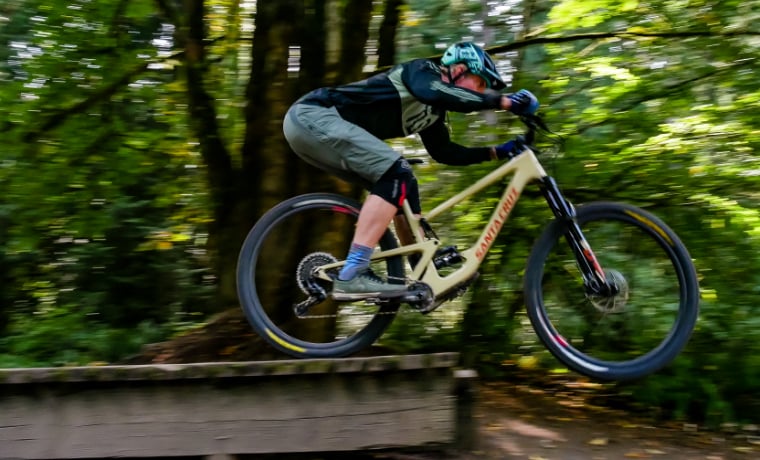 How To Hit Drops on Your Mountain Bike (A 16-Step Plan)