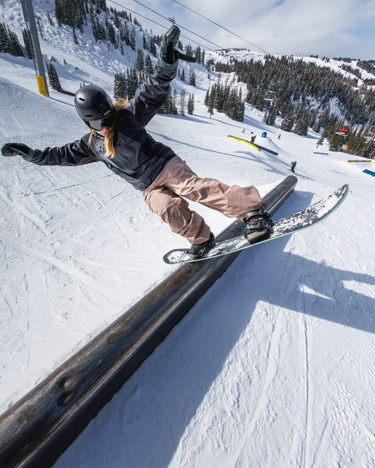 2026 Arbor Kuro Neko Snowboard Review