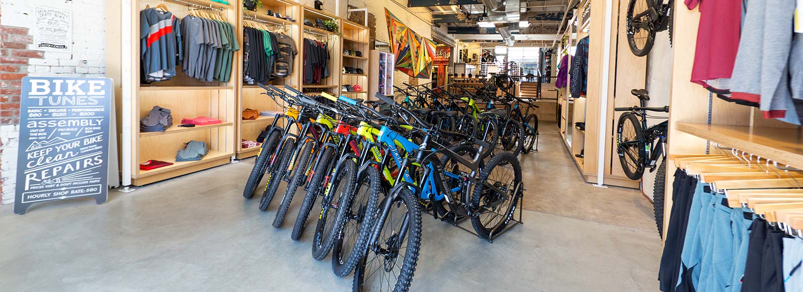 ski and bike store