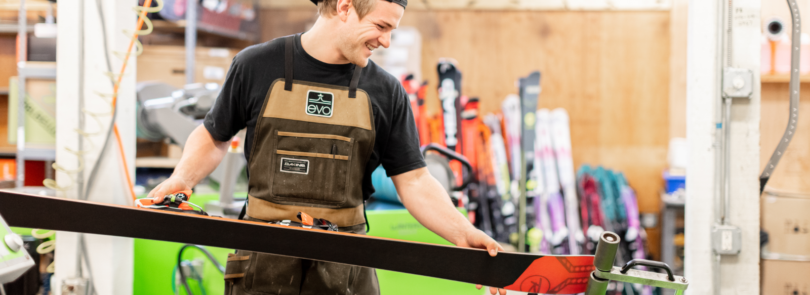 Seattle Ski, Snowboard, Mtn. Bike, Skate, Surf & Wake Shop evo