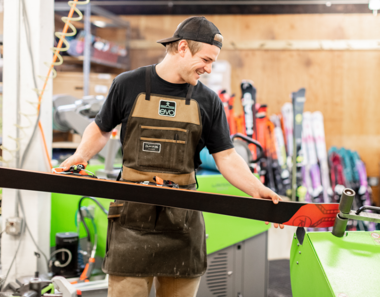 apotheker Uitwisseling Rose kleur Seattle Ski & Snowboard Tuning, Waxing, Binding Mounting & Repairs | evo