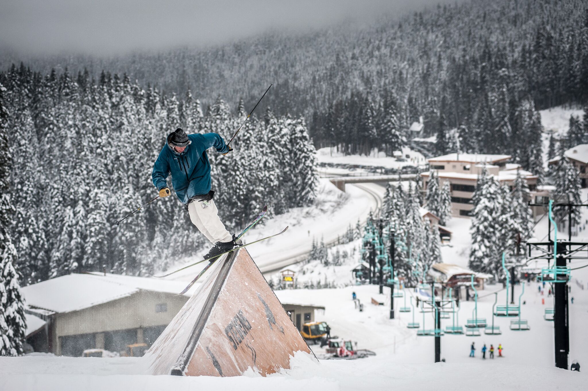 The Best Ski & Snowboard Resorts in Washington | evo